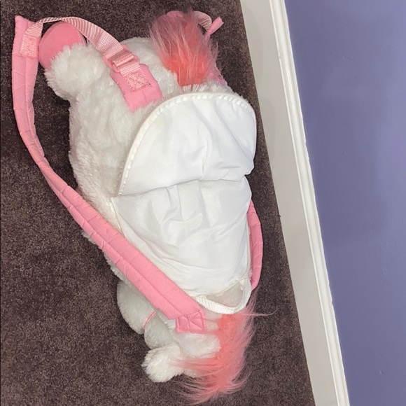 Fluffy Unicorn Backpack 🦄🎒 - Picture 2 of 4